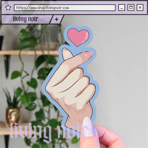 anime finger heart